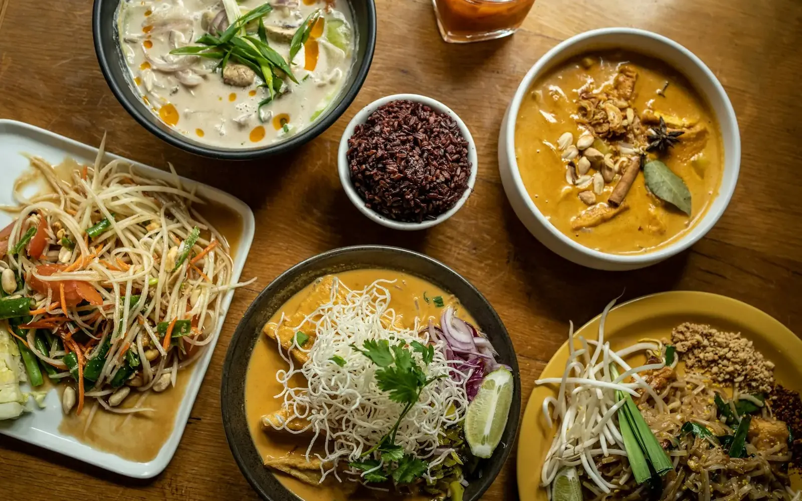 How Much Food Per Person? A Caterer's Guide to Party and Wedding Quantities